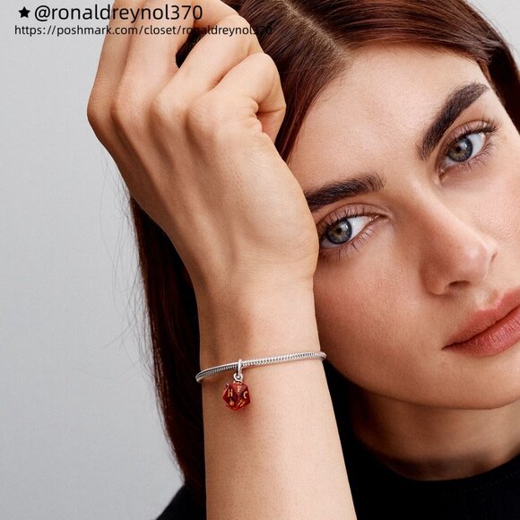 Pandora Stranger Things Hellfire Club Dice Dangle Charm - Picture 5 of 6